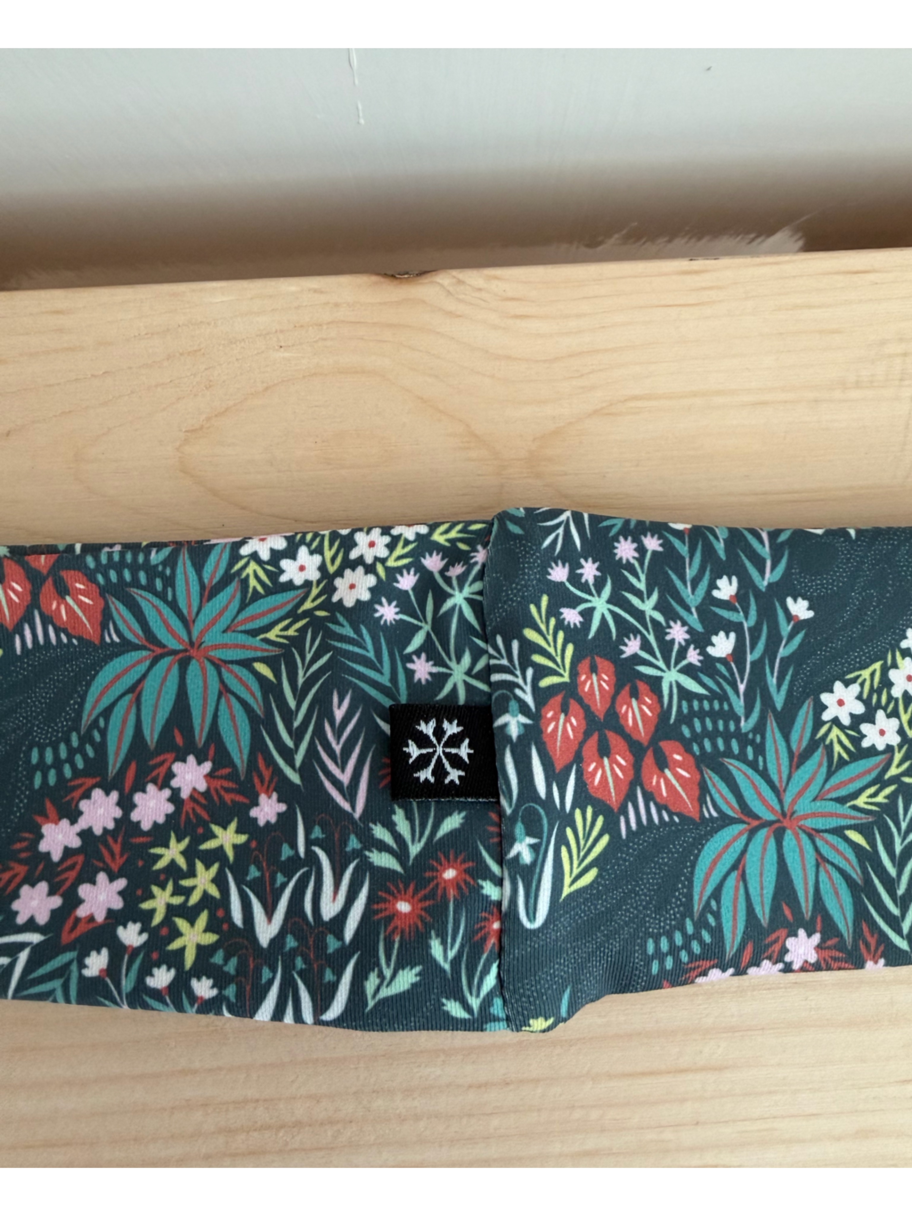 Skida Women’s Soft Twist Headband Teal Floral (Os) — image 3 of 5